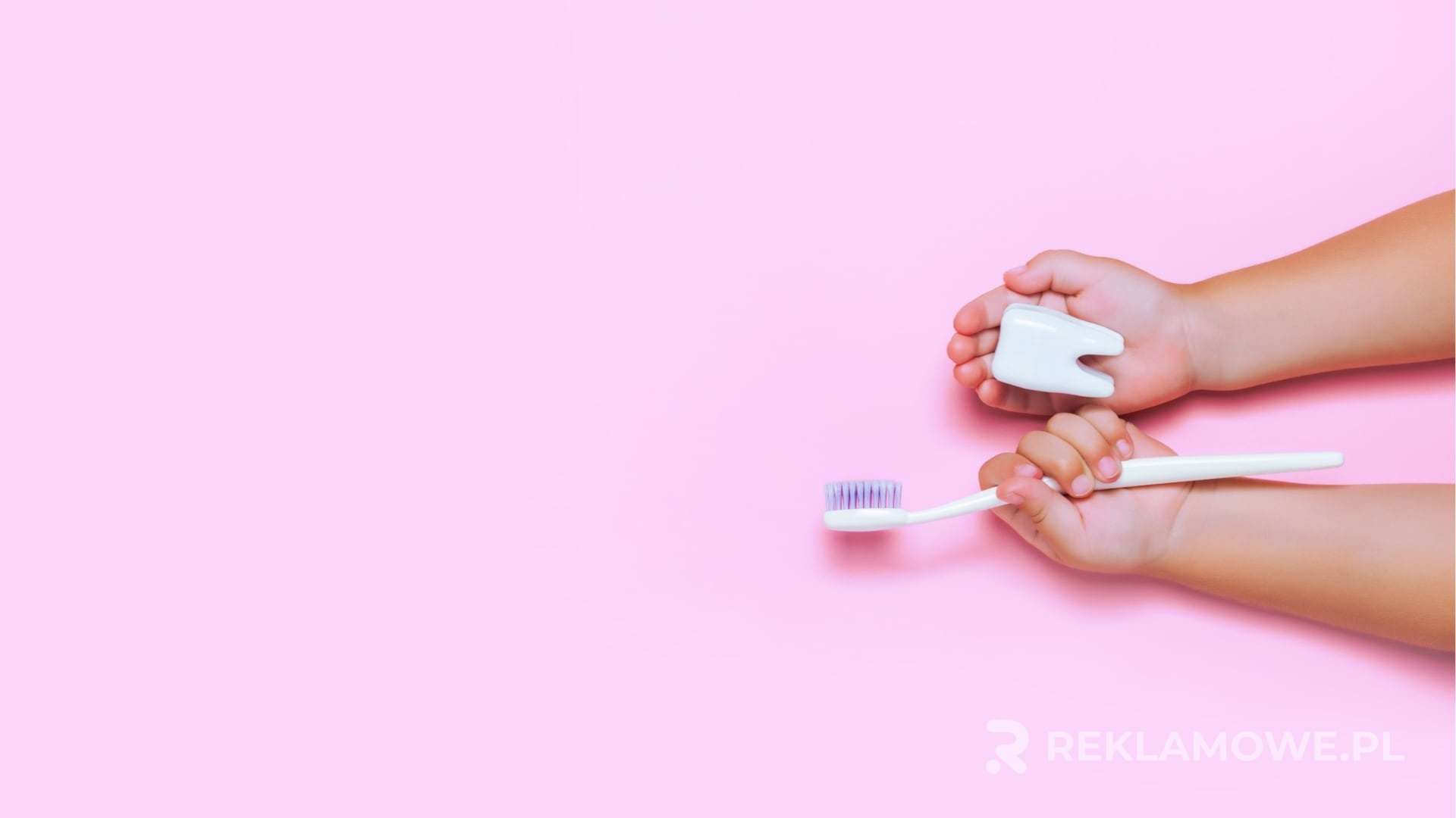 Atrakcyjne opakowanie szczoteczki reklamowej